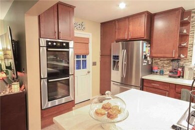 Bosch convection double oven.  Samsung counter dep