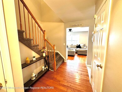 14 Walnut St unit 204, Toms River, NJ 08753 - photo 2