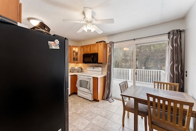 13 Beechwood Blvd, Plainfield, CT 06374 - photo 6