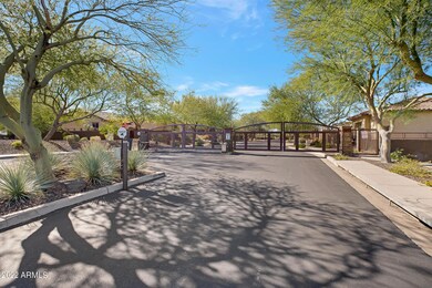 2326 E Samantha Way-49