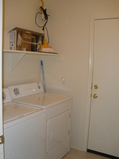 Inside Laundry....Appliances Included!