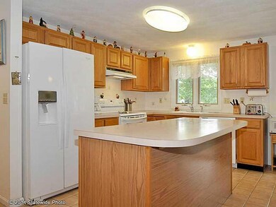 50 Tyson Place, Attleboro, MA 02703 - photo 4