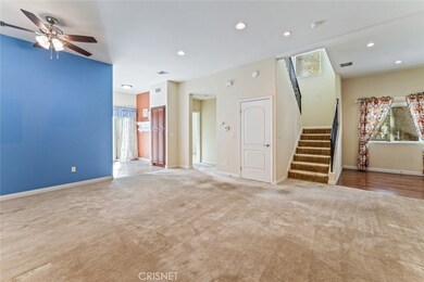 14724 Forest Edge Dr, Sylmar, CA 91342 - photo 5