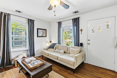 1311 Madison Ave, Austin, TX 78757 - photo 3