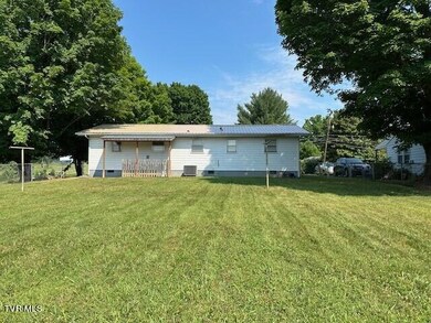 2000 E Unaka Ave, Johnson City, TN 37601 - photo 7