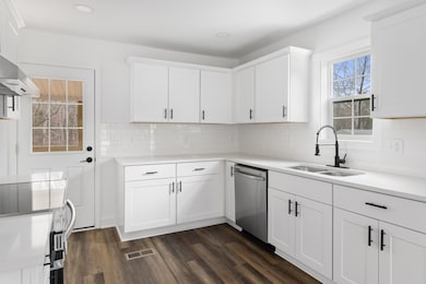 1884 Cumberland Heights Rd, Clarksville, TN 37040 - photo 6