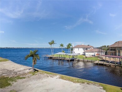 807 Cypress Lake Cir unit 27, Fort Myers, FL 33919 - photo 6
