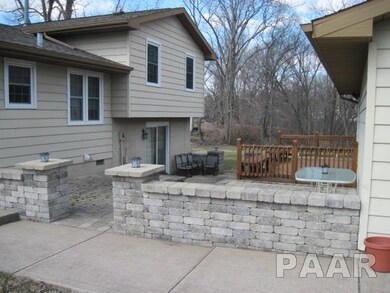 4504 N Carola Ct, Peoria, IL 61615 - photo 7