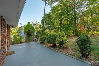 70 Taft Ave, Asheville, NC 28803 - photo 4