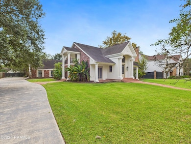 CAM02400G0-PR0202-STILL042