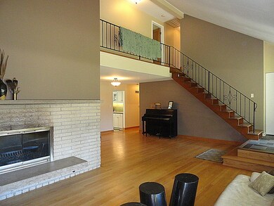 416 Meadowrue Ln, Batavia, IL 60510 - photo 5