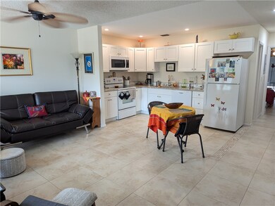 2800 Indian River Blvd unit 7-Q, Vero Beach, FL 32960 - photo 2