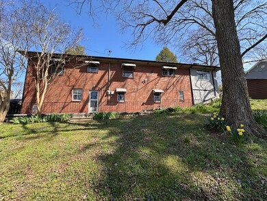 419 W Main St, McMinnville, TN 37110 - photo 6