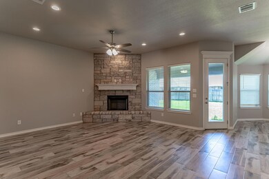 3315 Windcrest Dr, Granbury, TX 76049 - photo 6