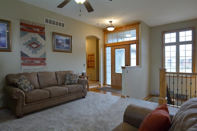 215 E Kodiak Ct, Kechi, KS 67067 - photo 2