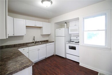 7010 SW 15th St, Des Moines, IA 50315 - photo 6