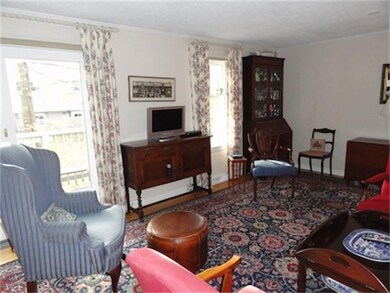 617 Washington St unit 104, Wellesley, MA 02482 - photo 3