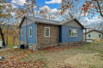 1114 Harvartis St, Morgantown, WV 26508 - photo 3