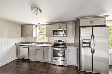 210 Hart St, Taunton, MA 02780 - photo 4