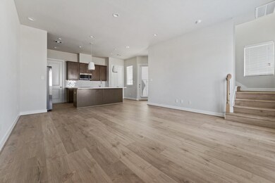 5914 Haring Ln, Houston, TX 77091 - photo 6