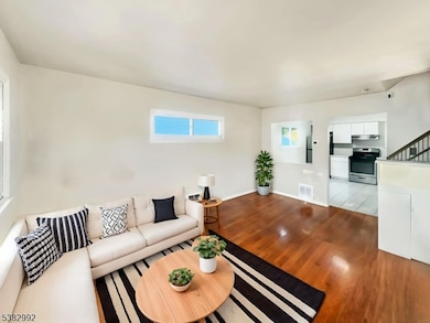 260 Everett Rd, Parsippany, NJ 07054 - photo 2