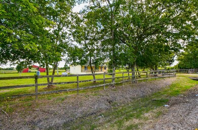 6435 County Road 392, Alvin, TX 77511 - photo 5