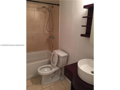 488 NW 165th St unit B-411, Miami, FL 33169 - photo 6