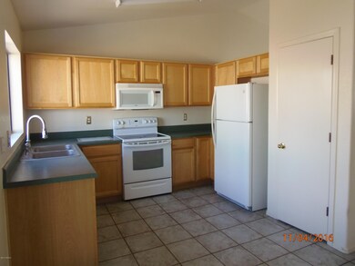 kitchen (2)