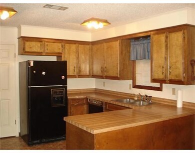 124 Hembling Dr, Pineville, LA 71360 - photo 4