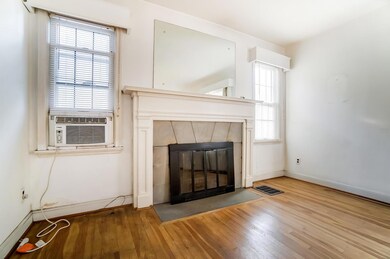 484 Crestview Rd.