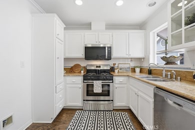 1534 Marcelina Ave unit D, Torrance, CA 90501 - photo 7