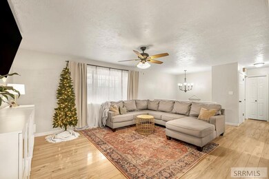 2920 N 45th E, Idaho Falls, ID 83401 - photo 6