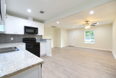 3911 Florinda St, Houston, TX 77021 - photo 7