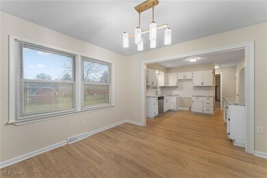 640 Matawan Ave, Campbell, OH 44405 - photo 5