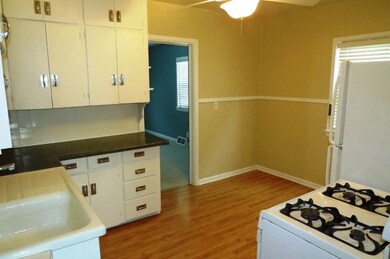 1813 Gibson St, Cedar Falls, IA 50613 - photo 6