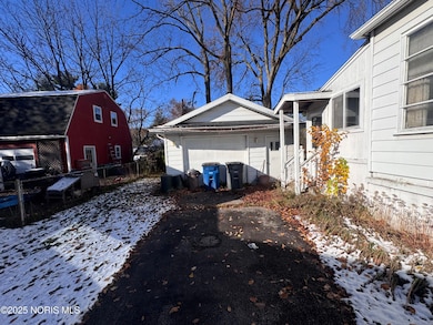 1101 Sawyer Rd, Toledo, OH 43615 - photo 5