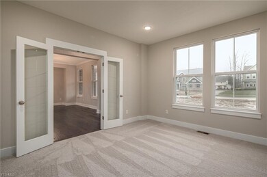 10655 Angelina Dr, North Royalton, OH 44133 - photo 3