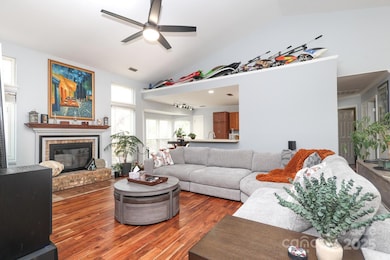 10209 Ashley Farm Dr, Matthews, NC 28105 - photo 3