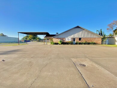 433 W 1st St, Groveton, TX 75845 - photo 5