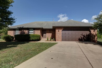 402 W River Birch Ct, Nixa, MO 65714 - photo 2