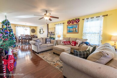 892 S Fork Dr, Easton, PA 18040 - photo 5