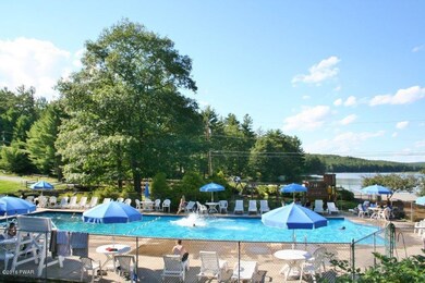 623 Catamount Dr, Lackawaxen Township, PA 18428 - photo 4