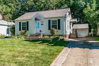 117 Arlington Cir, Wickliffe, OH 44092 - photo 2