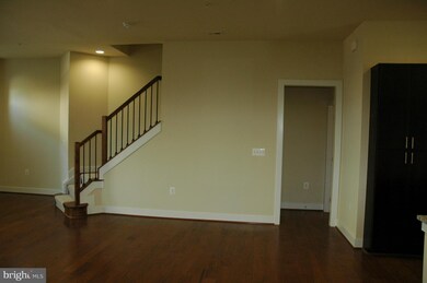 725 Mckenzie Ave, Alexandria, VA 22301 - photo 7