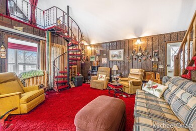 1556EJamesSt-4