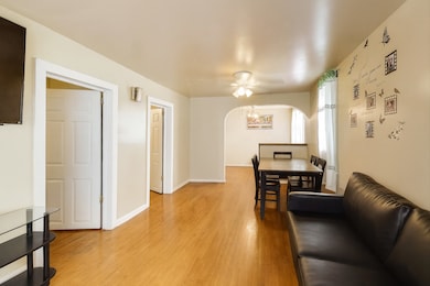 unlisted-address, Chicago, IL 60625 - photo 3