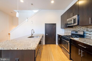 914 S 5th St unit A, Philadelphia, PA 19147 - photo 3