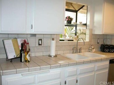 2408 Carnegie Ln unit 2, Redondo Beach, CA 90278 - photo 5