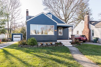 587 Fallis Rd-02