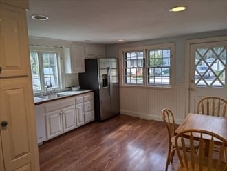 14 Christopher St, Newburyport, MA 01950 - photo 2